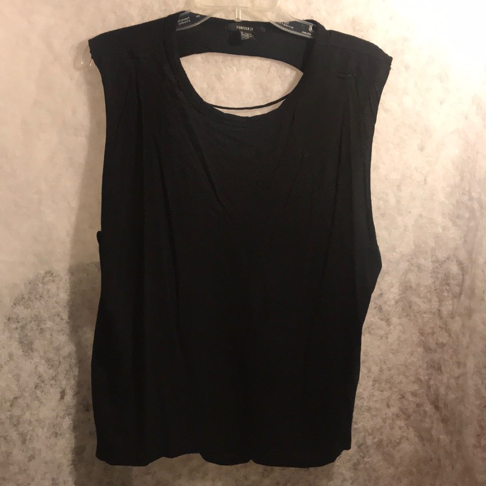 Forever 21 open back sleeveless shirt. Cute!